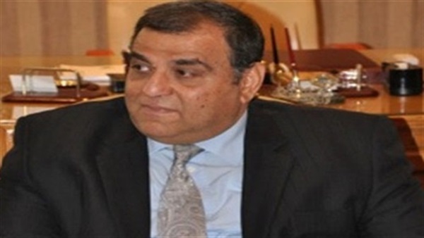 الدكتور ممدوح مهدي