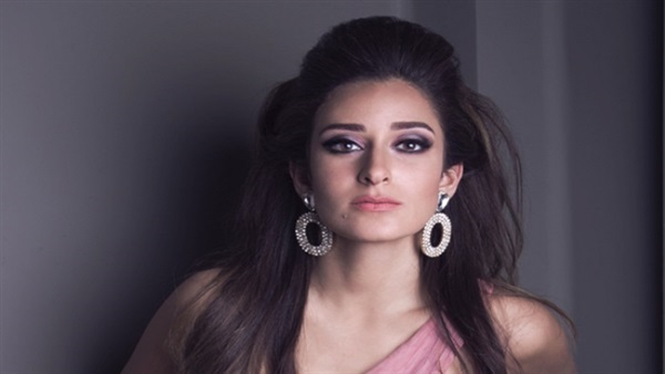 الفنانة الشابة أمينة