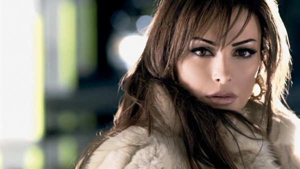 الفنانة أمل حجازي