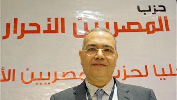 الدكتور عصام خليل