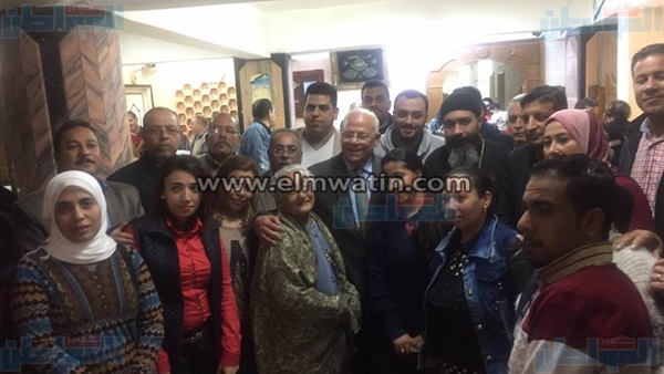 محافظ بورسعيد وأقباط