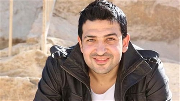 الشاعر الغنائي تامر
