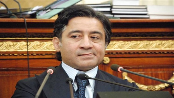 أحمد عز