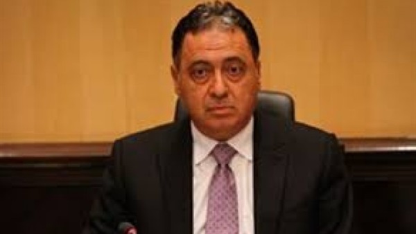 أحمد عماد وزير الصحة