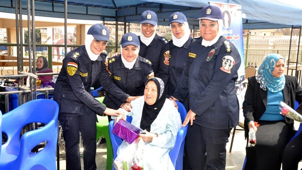 بالصور.. زيارة وفد