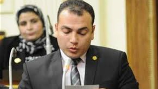 النائب شريف نادي