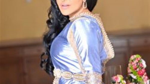 استعداد أحلام لتصوير