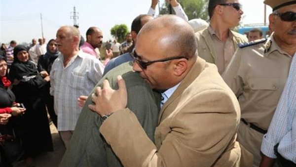 محافظ المنوفية يشيع