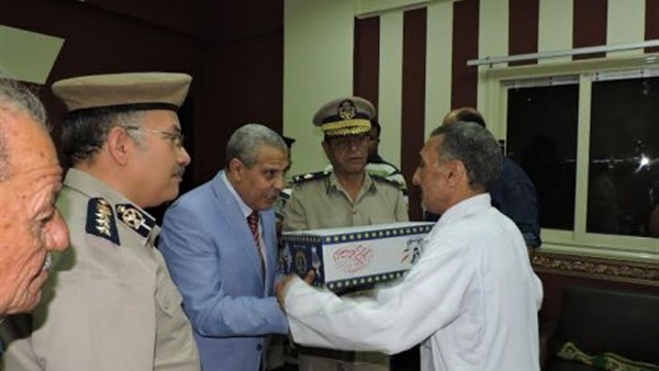 بالصور.. ”أمن كفر