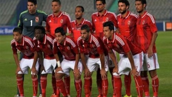 الأهلي يتعاقد مع