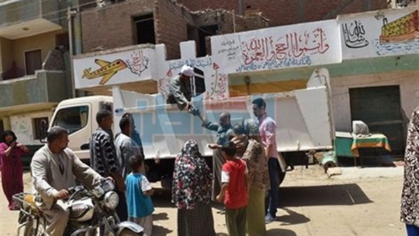 اثناء توزيع المواد