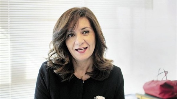نبيلة مكرم
