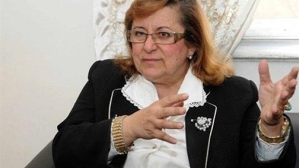 بسنت فهمى عضو اللجنة