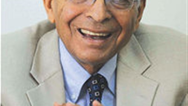 رفعت السعيد الخبير