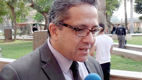 وزير الآثار