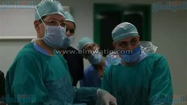 الفريق الجراحي بمستشفى