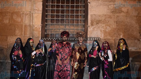 الاف يستمتعون برمضان