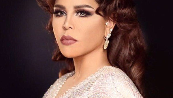المطربة أحلام