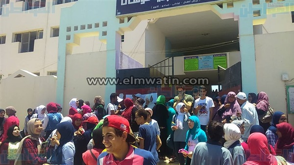 خروج طلاب الثانوية