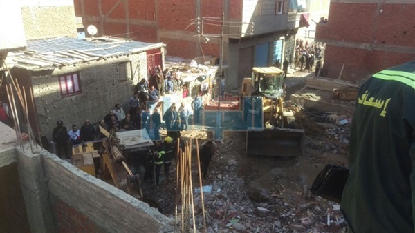 عقار المنصورة المنهار