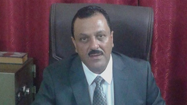 الباحث السياسي أشرف