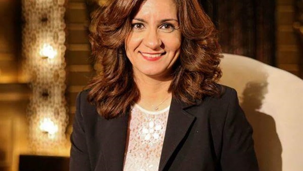 نبيلة مكرم