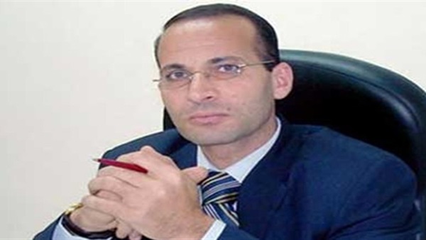 الدكتور أحمد عبد
