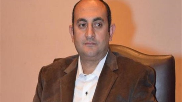  خالد على