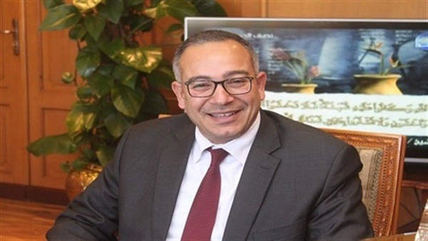 الدكتور أحمد عادل