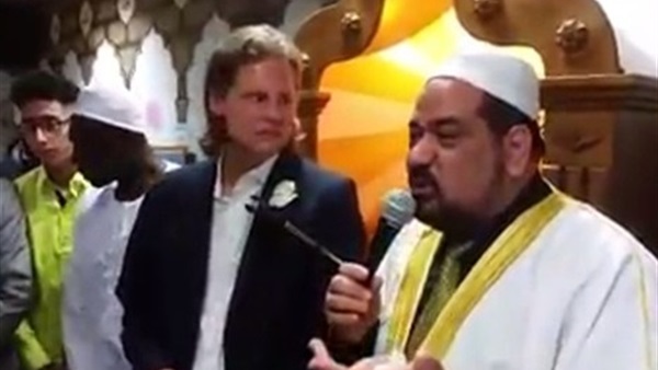 الصحفي الشهير مارتن