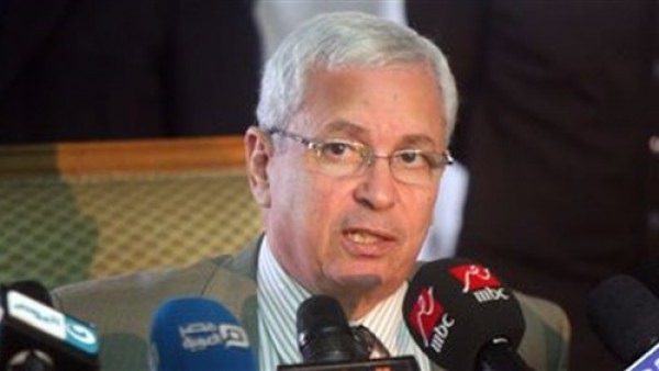 الدكتور سيد عطا،