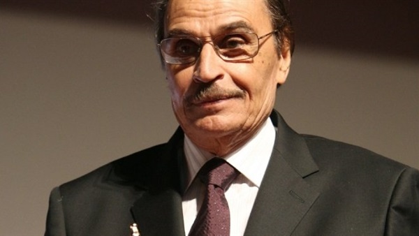 عزت العلايلي