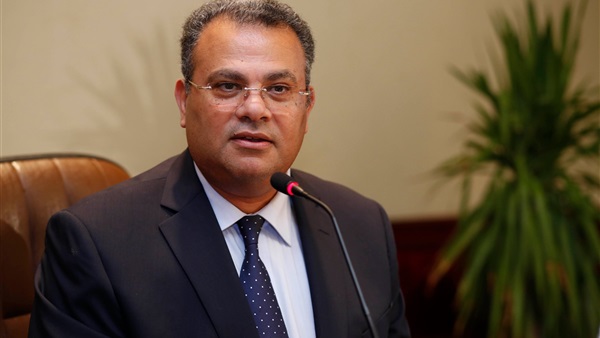 القس أندريه زكى رئيس