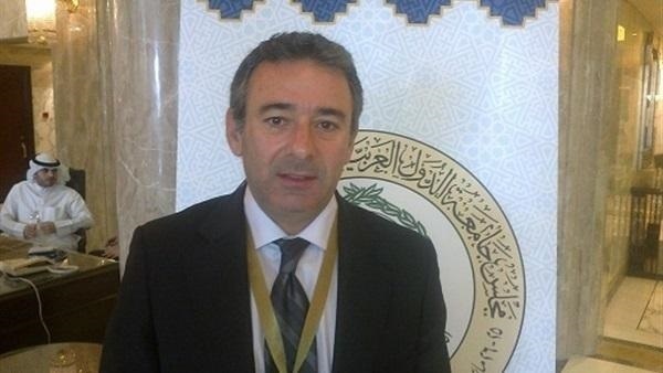 فيليب أكارمان مساعد