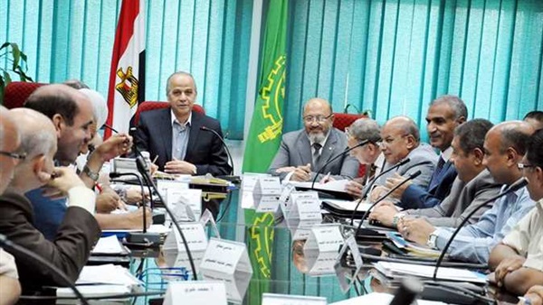 أجتماع محافظ القليوبية