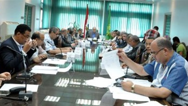 أجتماع محافظ القليوبية