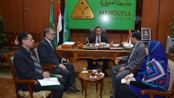 الدكتور معوض الخولى