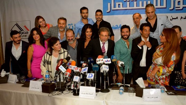 أبطال فيلم كارما