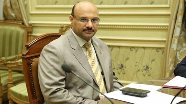 النائب إبراهيم حمودة
