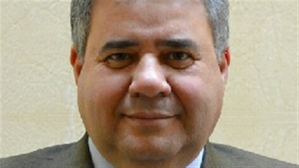 رئيس جامعة بنها