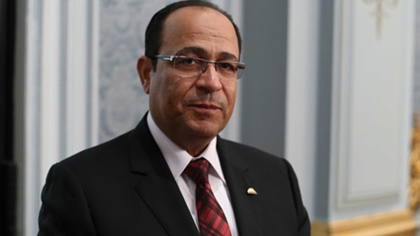 لدكتور إبراهيم عبد