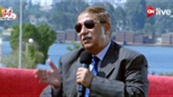 اللواء يس طاهر محافظ