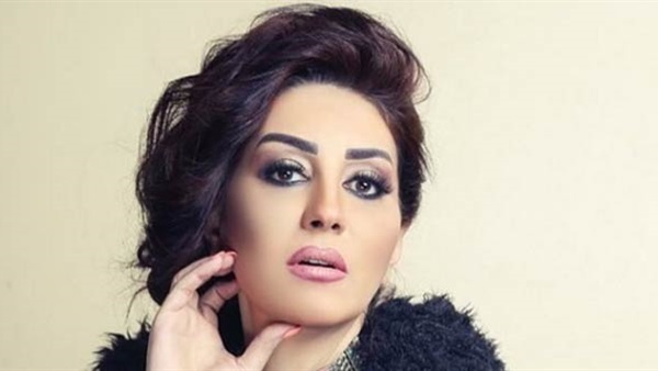 وفاء عامر