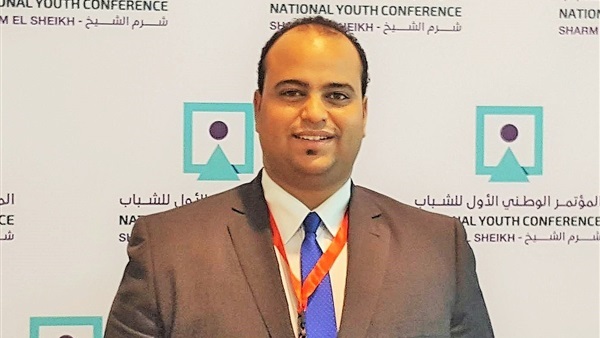 محمود معوض نفادى