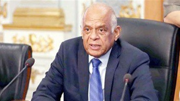 الدكتور على عبد العال
