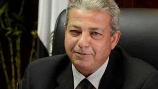 خالد عبد العزيز