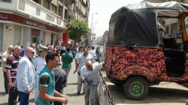 توك توك