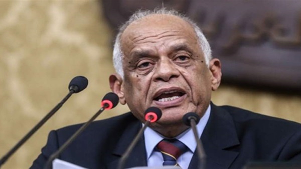 الدكتور على عبد العال