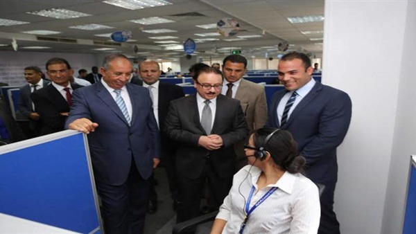 وزير الاتصالات