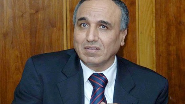 نقيب الصحفيين